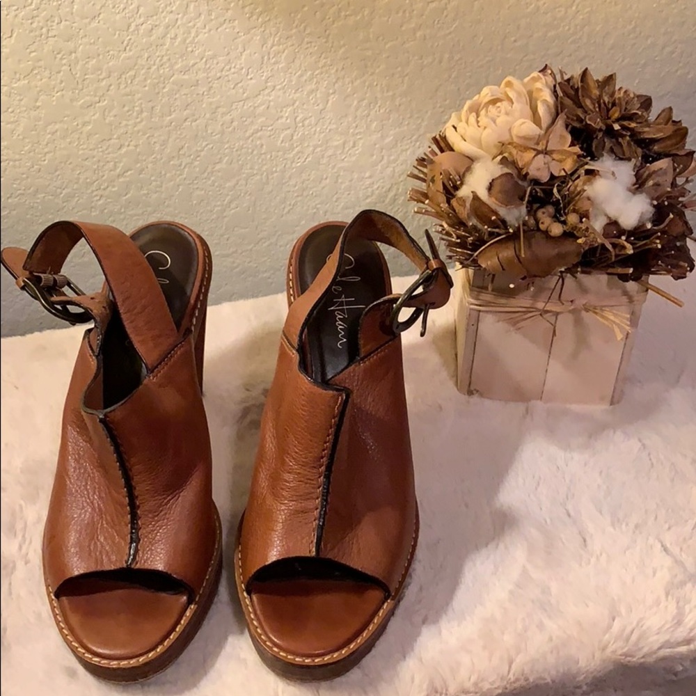 COLE HAAN with Nike Air leather heels